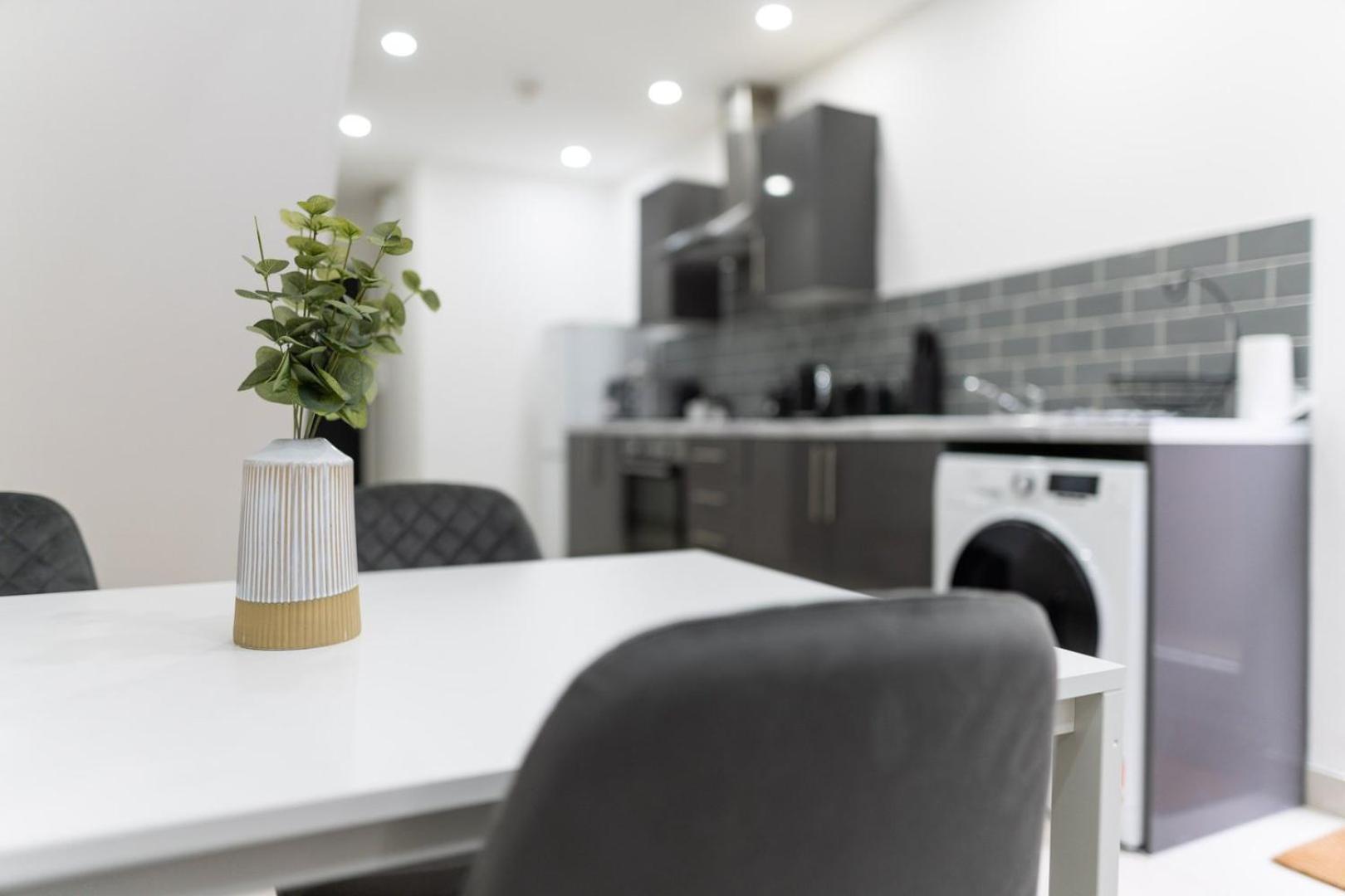 Apartment Wifi | Garden | 2br *