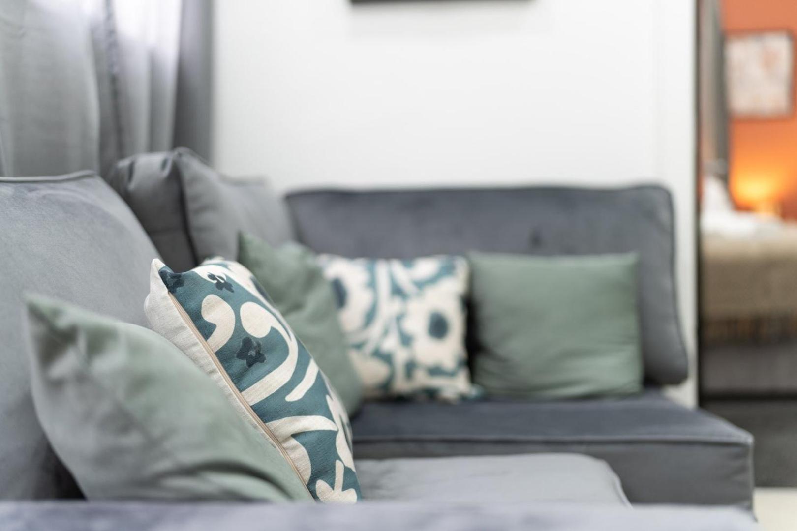 Wifi | Garden | 2br Apartment Cardiff