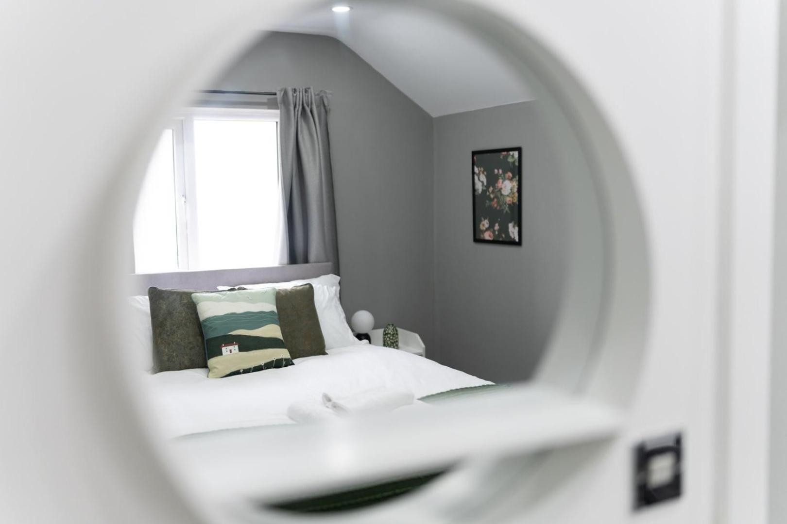 Wifi | Garden | 2br Apartment