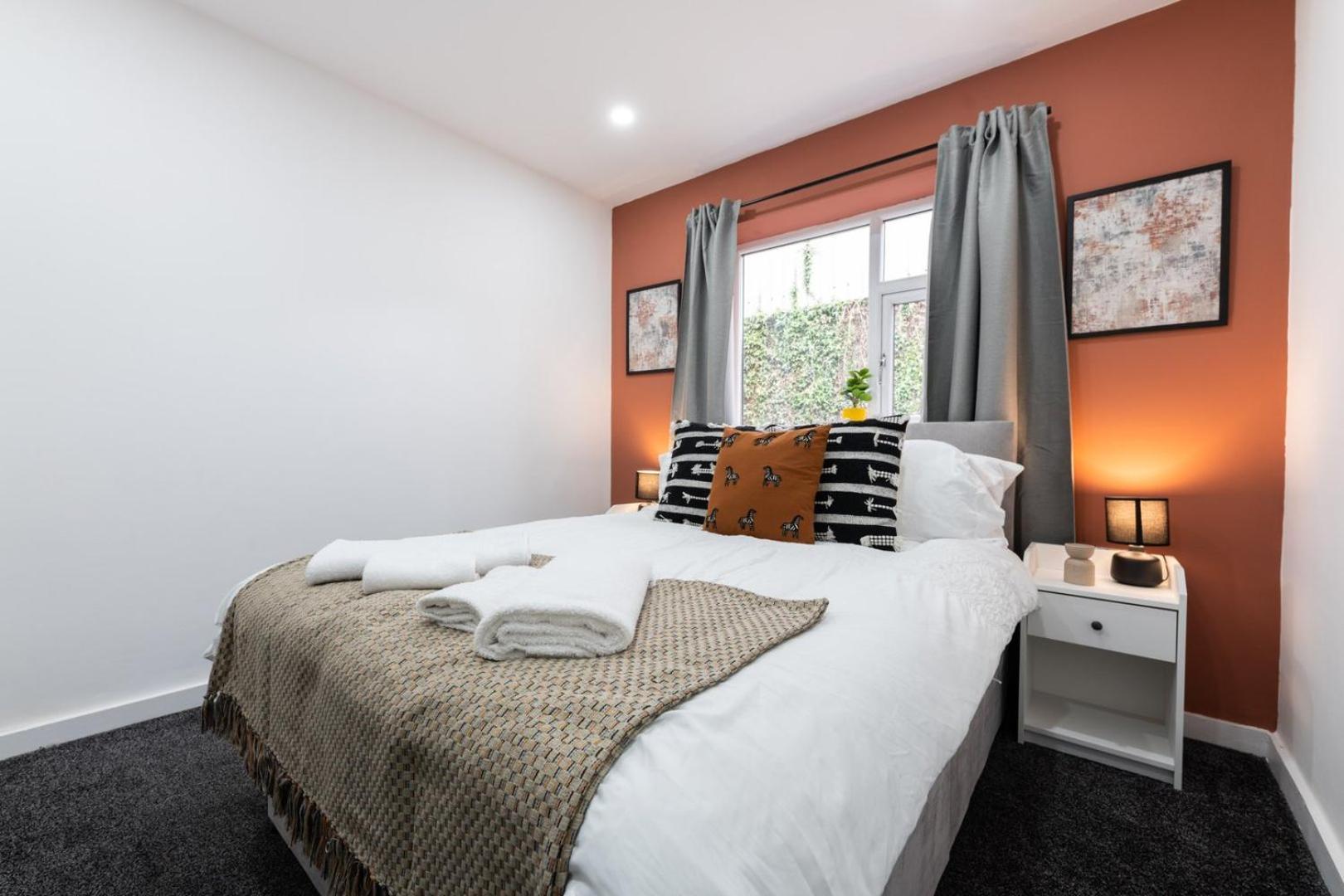 Wifi | Garden | 2br Apartment